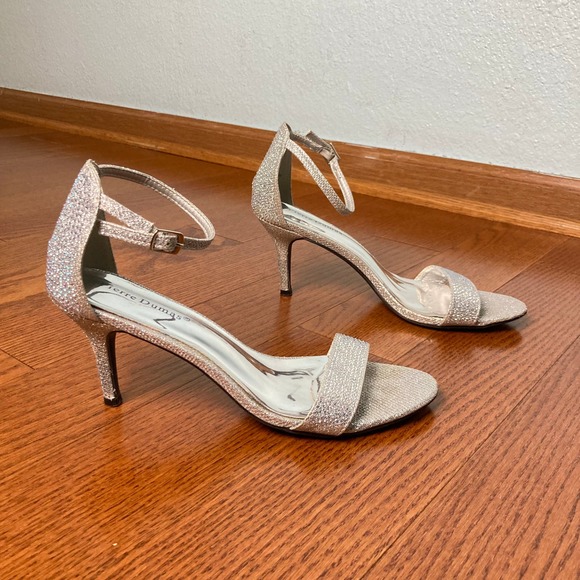 7.5 M Pierre Dumas Silver gem crystal sparkly formal Heel Stiletto ankle strap - Picture 4 of 16